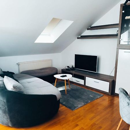 Apartman Jurak Zapresic Exterior photo